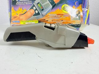 Star Trek TNG Phaser 1992 Playmates Ed.