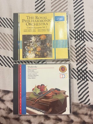 Lote 2 CD música clásica Royal Philharmonic Tchaik
