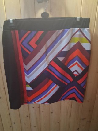 Falda Corta Estampada Geométrica