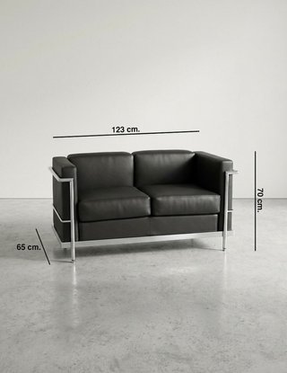 Sofá de Piel Negro con Estructura Metálica