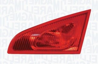 Piloto Trasero Derecho Medio (Magneti Marelli) (3 Puertas ) para Mitsubishi COLT 2004