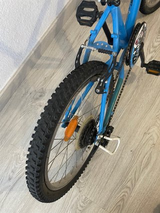 Bicicleta infantil B'TWINX azul