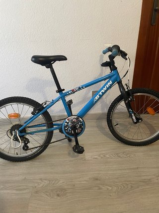 Bicicleta infantil B'TWINX azul
