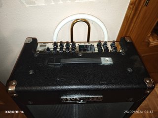 Amplificador Behringer Ultra-Tube Guitarra/Bajo