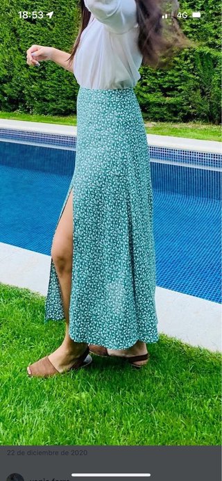 Falda larga verde estampada