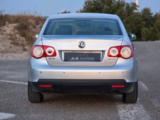 Volkswagen Jetta 2.0 TDI 140 Advance