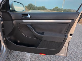 Volkswagen Jetta 2.0 TDI 140 Advance