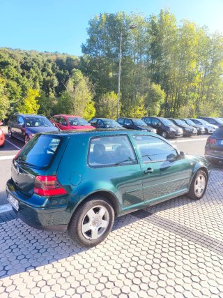 Volkswagen Golf 2000