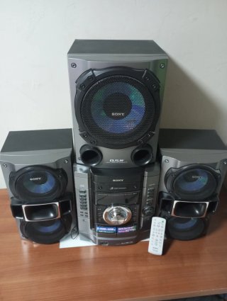 Minicadena Sony D.S.W. 3 CD