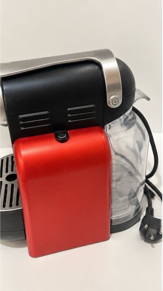 Cafetera De'Longhi Nespresso Roja