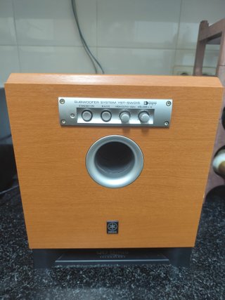 Subwoofer Yamaha YST-SW015