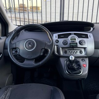 Renault Scenic 1.9 DCI + 2009 + 156.000 + ITV 27