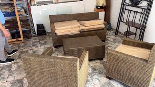 Mesa de centro de mimbre
