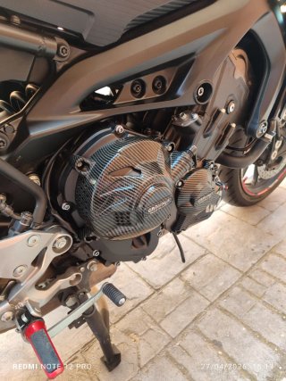 Yamaha Tracer 900 con maletas y extras