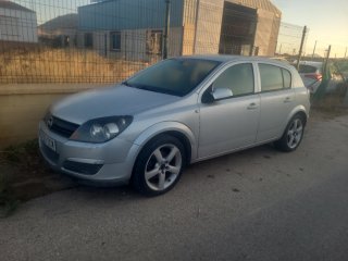 Despiece Opel Astra H 1.7