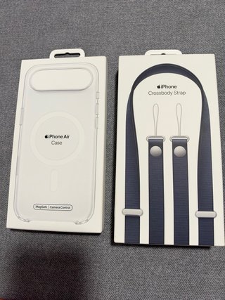 Funda Transparente Apple iPhone Air y correa azul