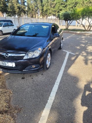 Despiece Opel Astra GTC H 3 puertas