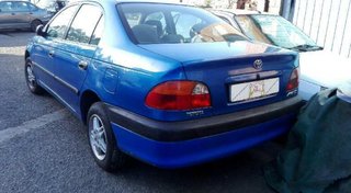 Juego amortiguadores del toyota 1062438 avensis