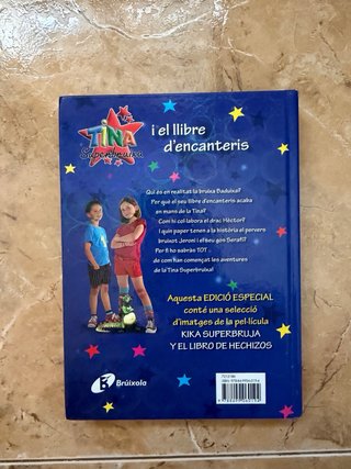 libro en valenciano "tina superbruixa"
