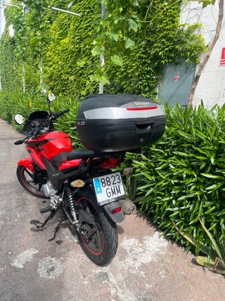 Honda CB125F 2009 Roja y Negra