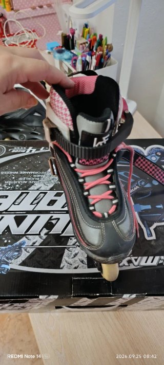 Patines en línea. son extensibles del 33 al 36