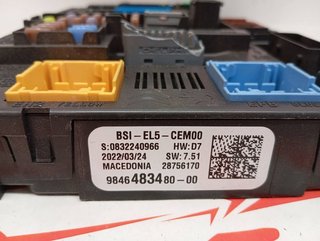 CAJA RELES / FUSIBLES PEUGEOT 3008 *