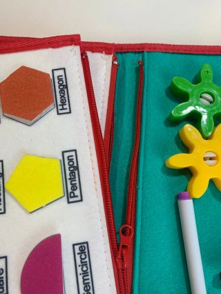 Libro sensorial maletín Montessori