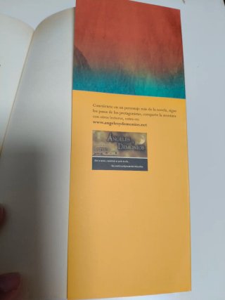 Libro Ángeles y demonios de Dan Brown