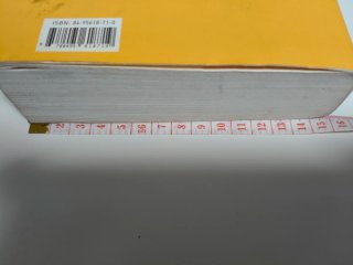 Libro Ángeles y demonios de Dan Brown
