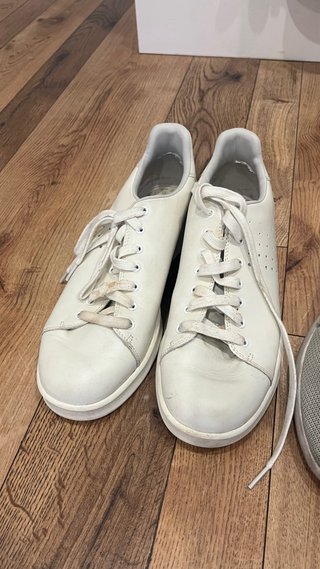 Lote 4 pares zapatillas Adidas y Nike