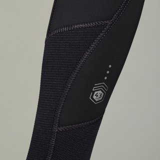 Neopreno surf Hombre agua fría 4/3mm Front Zip 900 negro
