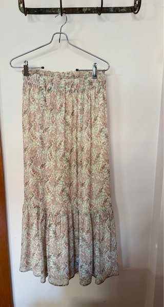 Falda vaporosa estampada eseOEse TS equivale a M