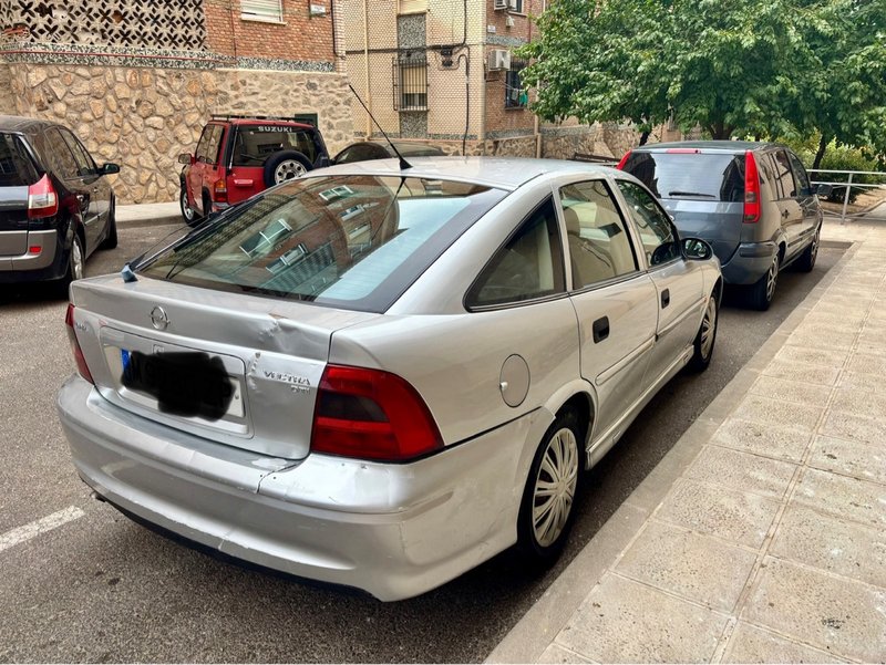 Opel Vectra 2000, foto 3