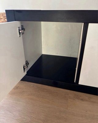 Mueble TV Ikea Negro y Blanco
