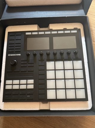 Native Instruments Maschine MK3