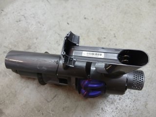 Aspirapolvere Dyson V10