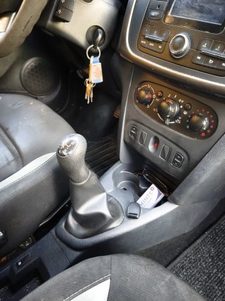 Dacia Sandero 2015