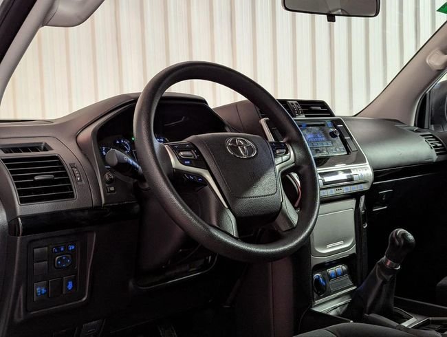 Toyota Land Cruiser 2020, foto 5
