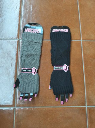 2 Mitones de Punto 4 euros