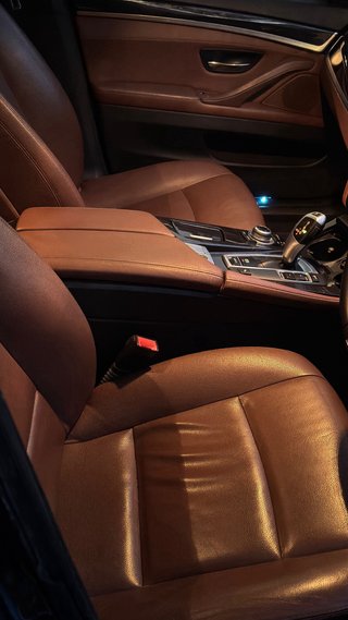 BMW Serie 5 520D vehiculo ingles matricula español