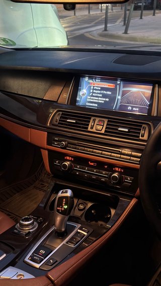 BMW Serie 5 520D vehiculo ingles matricula español