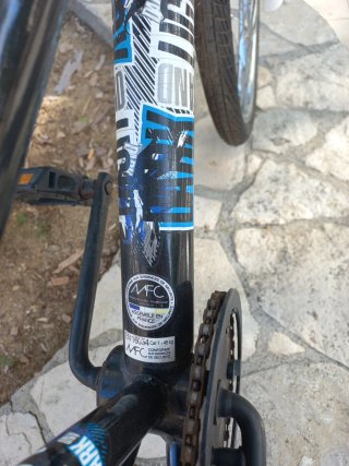Bicicleta BMX Negra .dark & light .