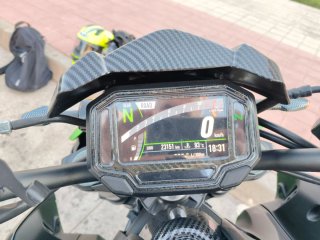 Kawasaki Z900 Naked Verde y Negra