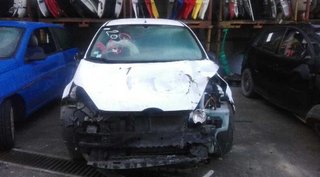 Amortiguador ford 8v5118k001bg fiesta 1076602