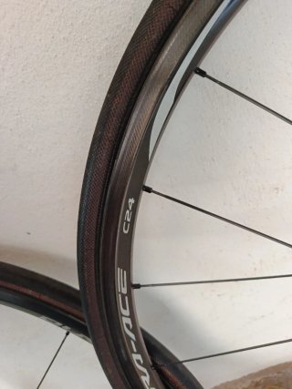 Ruedas Shimano Dura-Ace C24