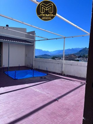 Edificio en venta en San Felipe - El Almendral - La Merced en Jaén