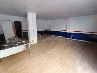 Local comercial en venta en Artigas - Llefià en Badalona
