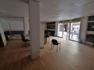 Local comercial en venta en Artigas - Llefià en Badalona