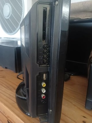 Televisor pequeño Schneider DVB-T HDMI