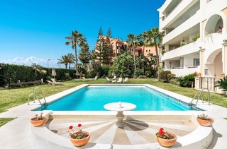 Piso en alquiler en Puerto Banús en Marbella